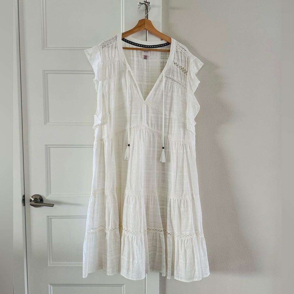 Knox Rose White Boho Top with Embroidered Trim